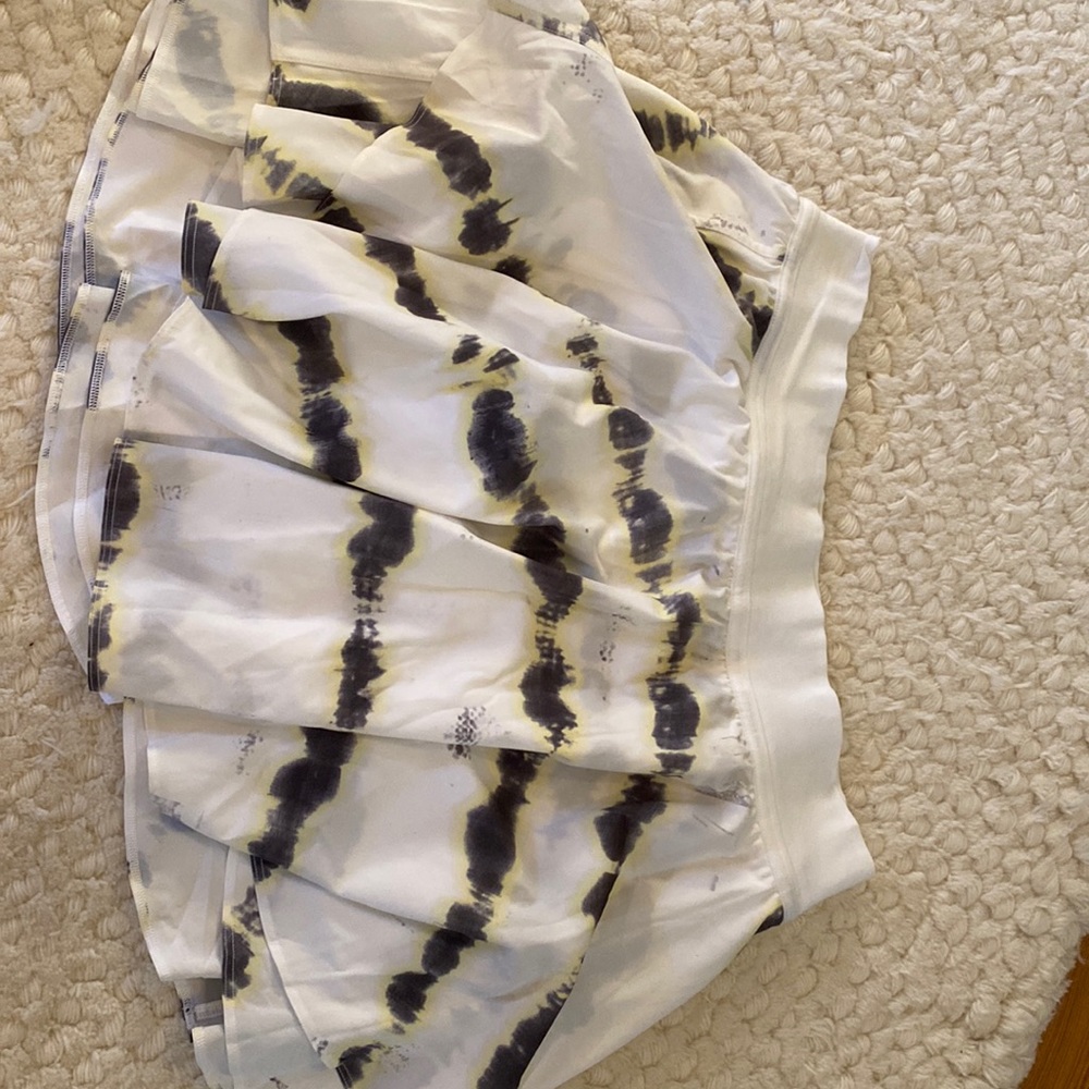 Brand new (still with tags) Lululemon Skirt